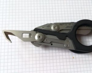 gurtschneider raptor leatherman rettungstool feuerwehr rettung