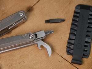 bits leatherman charge